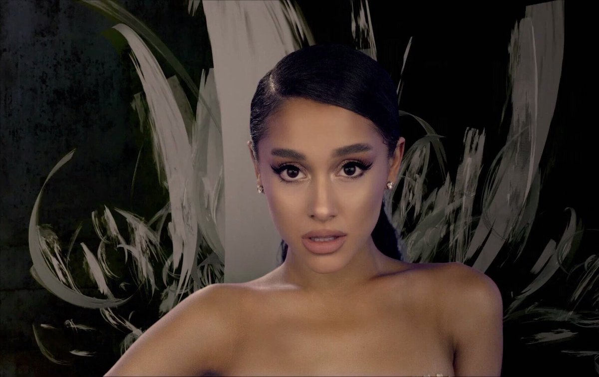 SoundsOfSeries's tweet photo. #GodIsAWomanVIDEO https://t.co/BnI57QJjJa