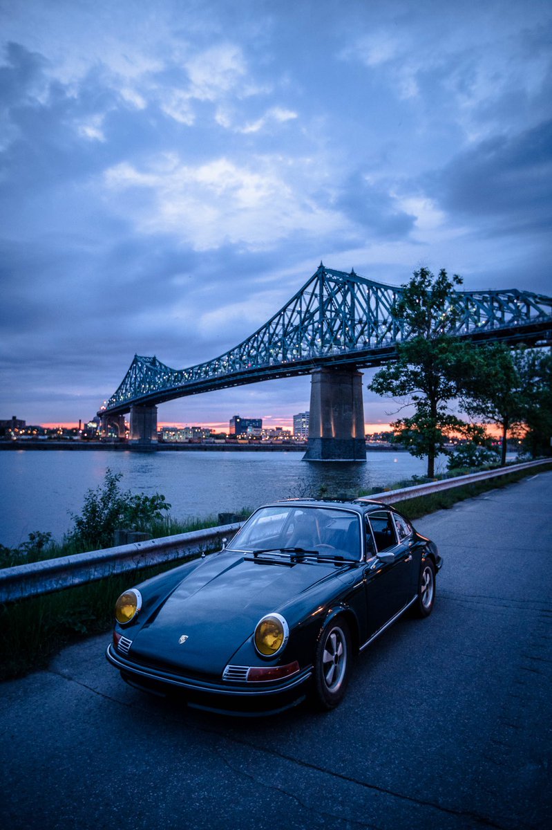 peter__reid's tweet photo. New article on Werks about vintage cars and summer in Montreal https://t.co/V2UBlWtLJc https://t.co/z4glSDcgks