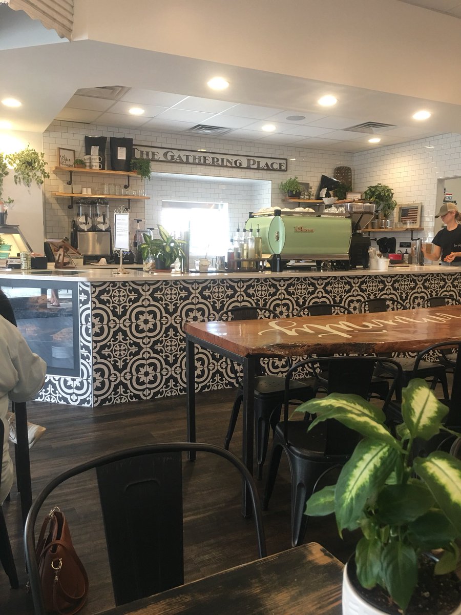 kyla_robinsonPR's tweet photo. I absolutely love Rooted Coffeeshop! The decor is beautiful, and it’s a great place to come get my work done! #GrooverPR https://t.co/AV5DYgsfr0