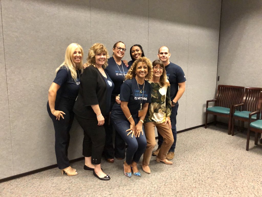 Lo Wells tweet media