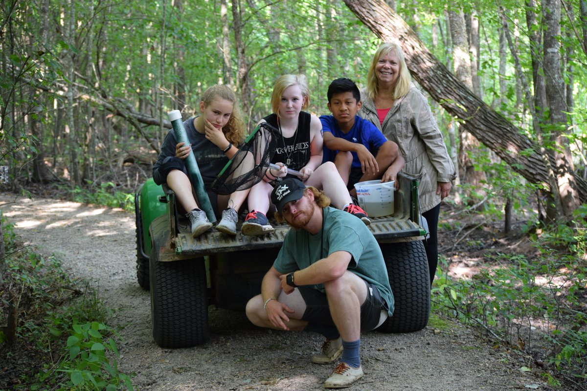 NatEnviroSummit's tweet photo. Officially dubbed the "Frog Squad," the Adventures in Amphibian Research and Conservation focus group, lead by Lisa Wear, was out collecting traps, assessing amphibian habits, and scoping out what kinds of animals lurk in our fertile pools around the preserve this morning. https://t.co/gdqk58aCiY