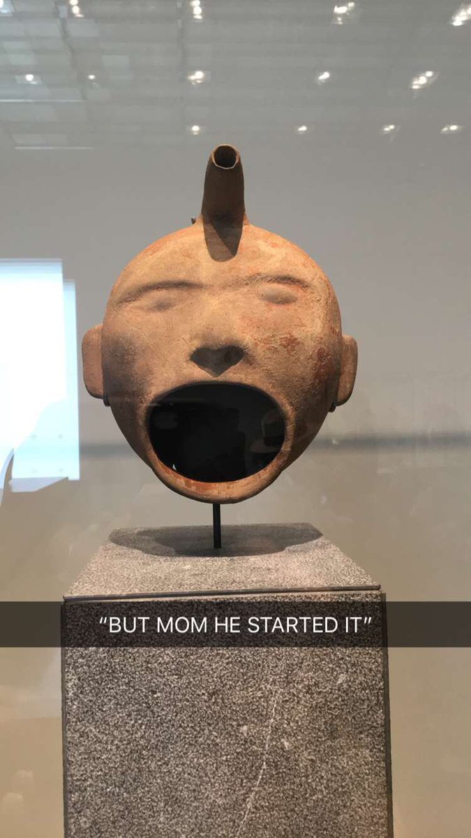 bellarkeable's tweet photo. my sister at a museum vs. me at a museum https://t.co/sZ5tdW3gkX