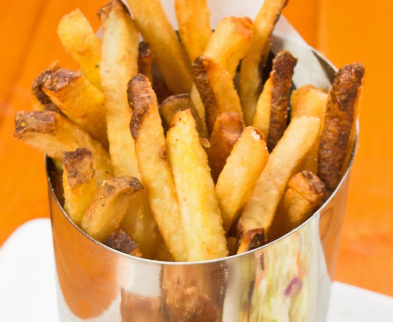 WCWFG's tweet photo. When 'National French Fry Day' lands on a "Fry-day" 😍🍟

#FreshHandCutFries #NationalFrenchFryDay #Handcrafted https://t.co/FJRHoz0soi