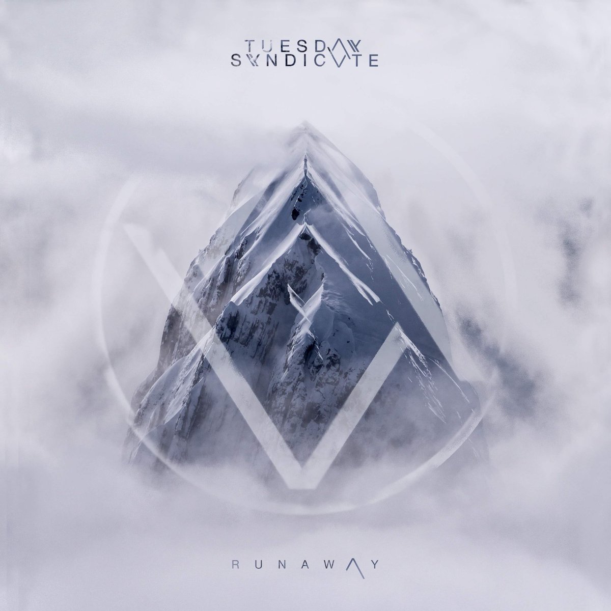 TuesSyndicate's tweet photo. RUNAWAY //  27/06/18 https://t.co/W0VaEFJfUx