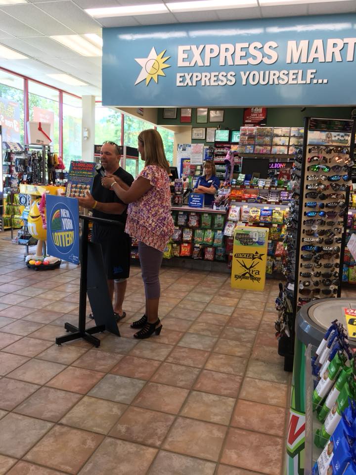 ExpressMartNY's tweet photo. Congratulations to Carl Festa from #Auburn! He won $1 Million Dollars off a $5 scratch off ticket 1,000,000 Mayhem from our store on Whitebridge Road right next to #OwascoLake #NYSLottery #checkitout 🎊🎉 https://t.co/Ju6LIELjaT