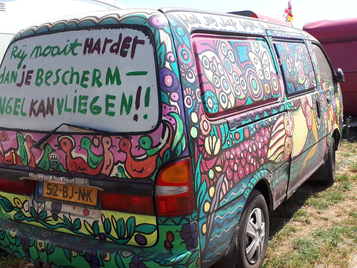 WimRuesink's tweet photo. Dagje werken op camping Zwarte Cross was vooral genieten,o.a.van al die bijzondere caravans https://t.co/ozJOEfazi4