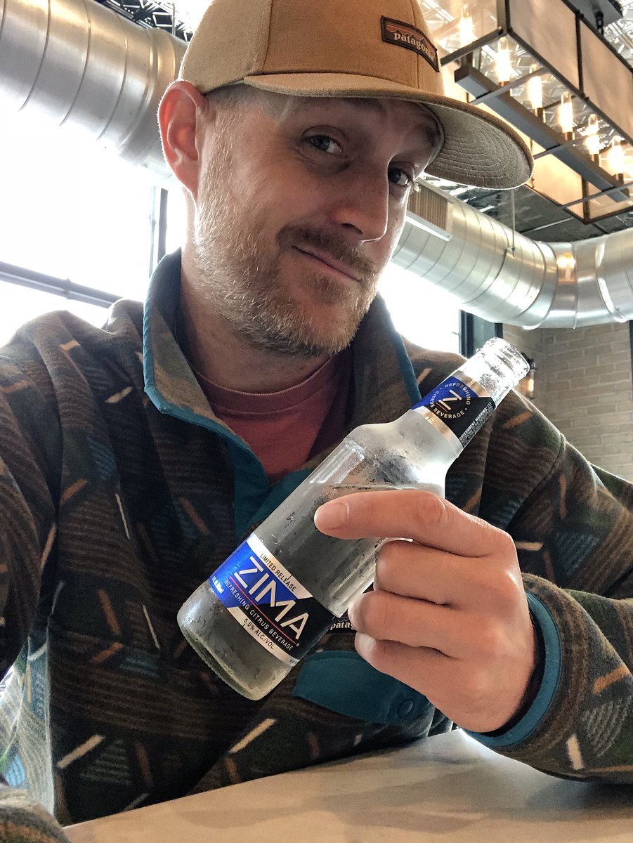 JoeAlton's tweet photo. Drink local. #ZomethingDifferent
@lolostillwater (Hudson) https://t.co/7ARbpHl7Ty