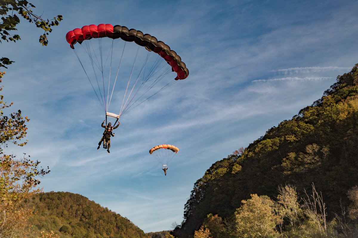 bridgeday's tweet photo. Want to jump on Bridge day? Sign up TODAY for a chance to win a Tandem Base jump on Bridge Day! From the New River Gorge Bridge! https://t.co/lypYxUh3tq #bridgeday #westvirginia #basejump #basejumps #skydive https://t.co/ruKRw6ZTmG