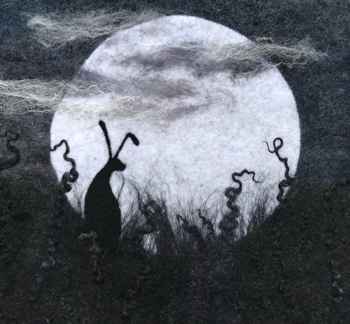 Good evening #colour_collective! Here's some #Kohl from me 😊#wool #felt #hare