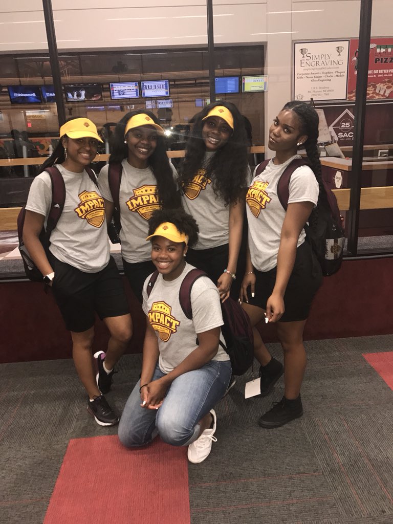ECHoward_'s tweet photo. #IMPACTMemories My group came in with open minds despite the fact that they were surrounded by strangers. Although we only had a few days together, we all shared something about ourselves that brought us closer. We laughed, we cried, and most importantly we became family 💙 https://t.co/IBFhxXHJEh