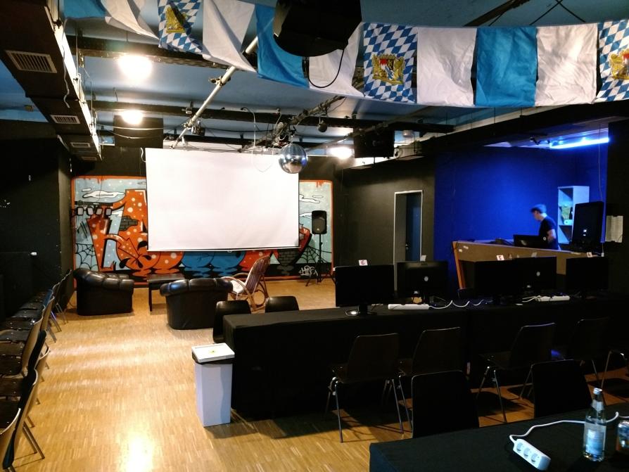 MunichSmash's tweet photo. The venue for #MSA2 is already set up! All that´s left are you guys breathing some live into the location and making this a great event! Check-in starts at 11 am and pools will start exactly at 12 pm. Please remember to bring the promised setups as well. See you tomorrow :D https://t.co/pda9ObWKl8