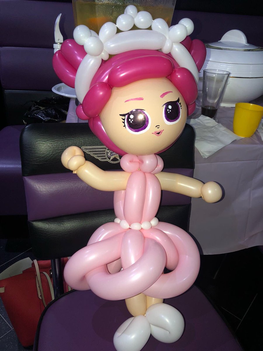 KidsQuestUK's tweet photo. #birthdaygirl #birthdayparties #kidsquestuk #carolinescreations #balloons #ilfordcreams #ilfordexchange https://t.co/Ym3Axs5I9N