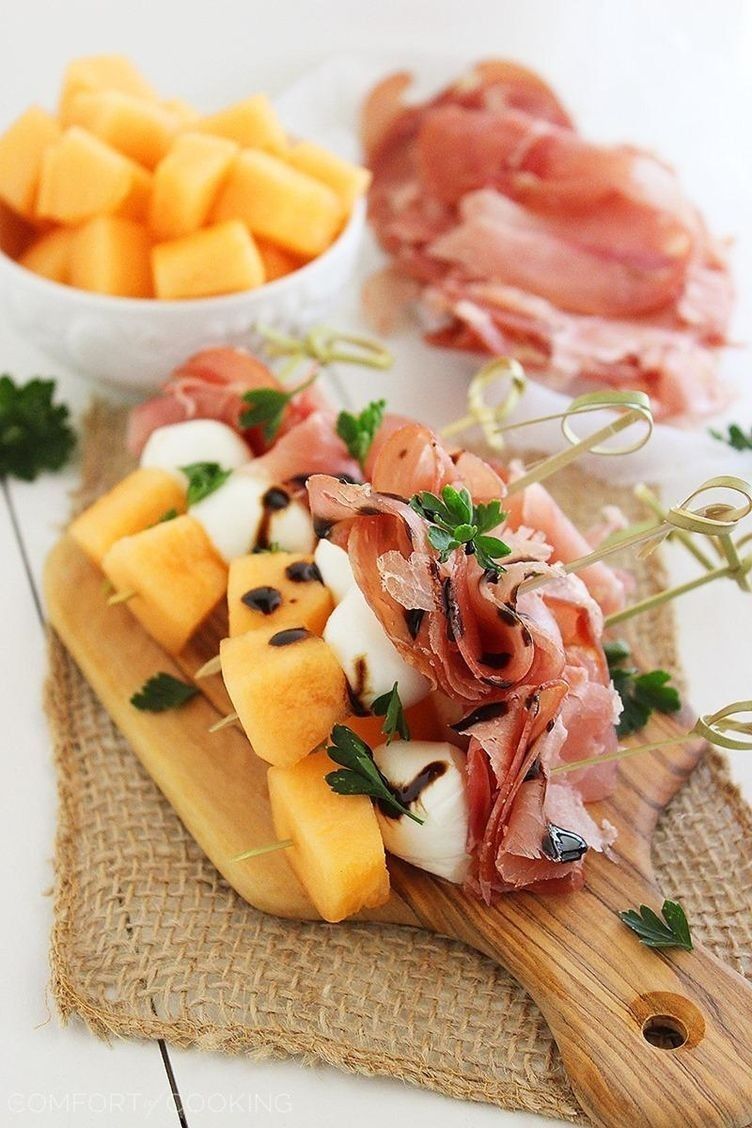 brunchlifefest's tweet photo. We want to take your idea of "picnic at a park with your friends" to the next level 🆙🤤
.
.
Access to specialty cocktails, mimosa/bloody mary bars, local brunch tastings, &amp;more!  Limited tickets left! 🎟️ #linkinbio! https://t.co/eNZwrLmSqR