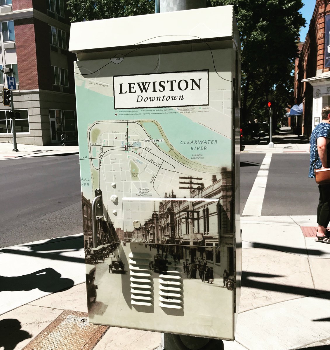 Pretty stoked to see our design out in the real world  🙌 Help make more of these a reality by donating to the campaign: goo.gl/epa7oD #creativemadness #makeitpretty #downtownlewiston