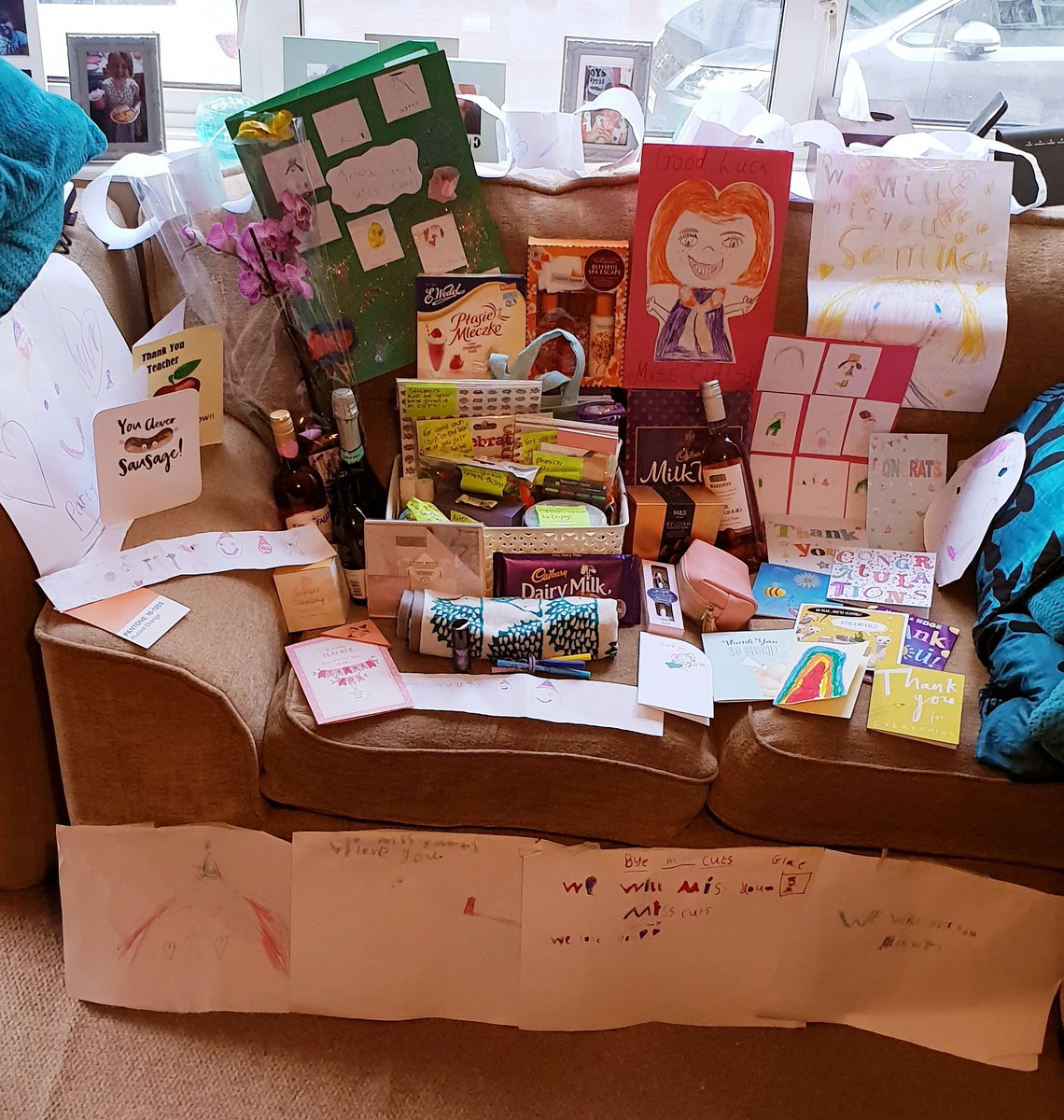 abbyxcutts's tweet photo. So sad to say goodbye to my @IlshamLAP family but had such a fantastic day.. including a surprise party by my wonderful class and @JadeGodfrey2. I am overwhelmed by all the flowers, presents and cards from children, their grown ups and colleagues! I will miss every one of you! ❤ https://t.co/9txmn8WtOe