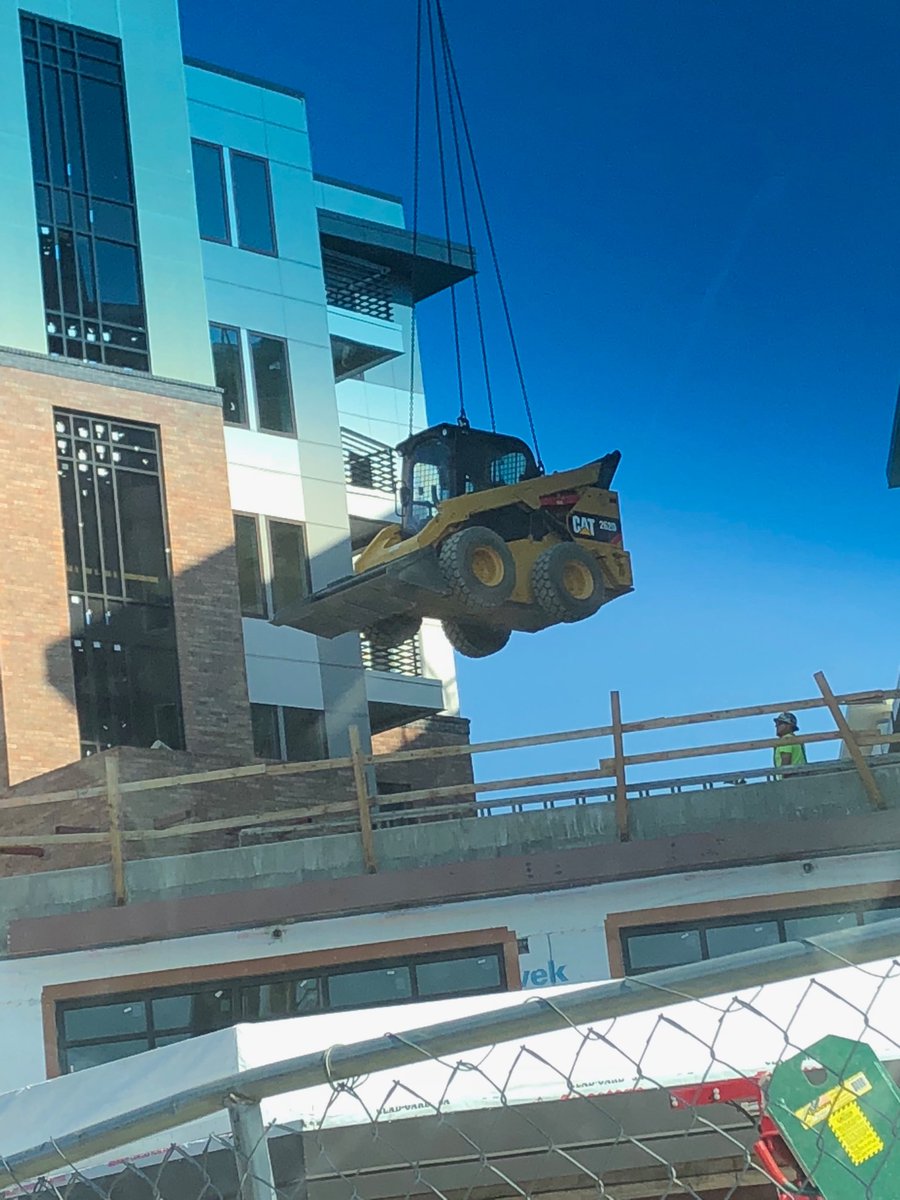 KBrenton303's tweet photo. Just another day in the land of perpetual construction #Denver #denverdevelopment #poxesofboxes https://t.co/cr5poK9W5v