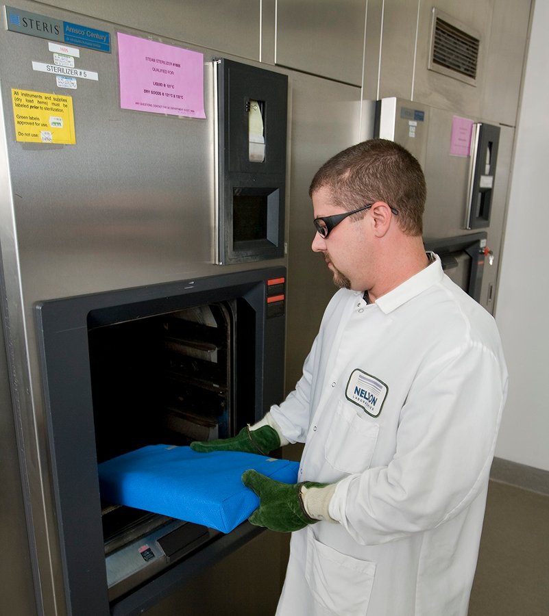 What do #packaging engineers need to know about medical device sterilization? Here's a good primer bit.ly/2NfbnRA