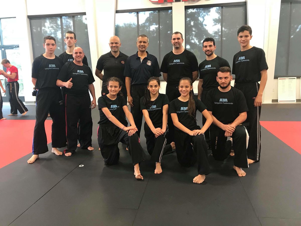 ATAMalvinMA's tweet photo. 💥 A COMENZADO EL TORNEO MUNDIAL DE TAEKWONDO SONGAHM 💥 #ATAWorldExpo2018

Los competidores y familias de ATA Latino America están presentes: Argentina 🇦🇷 Brasil 🇧🇷 Chile 🇨🇱 España 🇪🇸 Paraguay 🇵🇾 Portugal 🇵🇹 y URUGUAY 🇺🇾

#ATAUruguay #Taekwondo #TKD #ATAMartialArts https://t.co/Qbr0ARdo7M