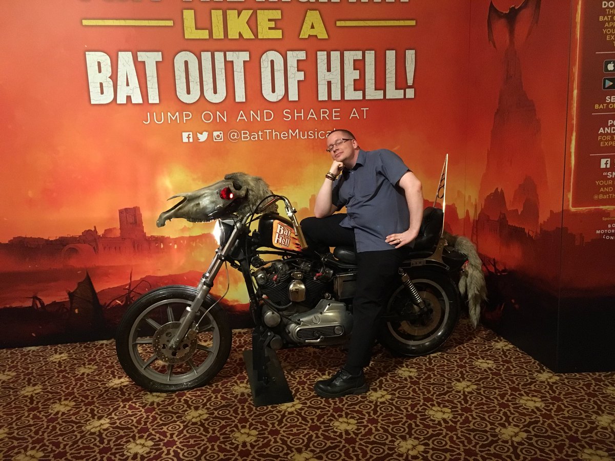 wench25's tweet photo. My amazing hugsband doing his best #jamesvanderbeek pose at the @BatTheMusical !

#cheesypose #love
#AmericanLivingInUK

https://t.co/sgKVKfxy7f https://t.co/4QRPTuFdev