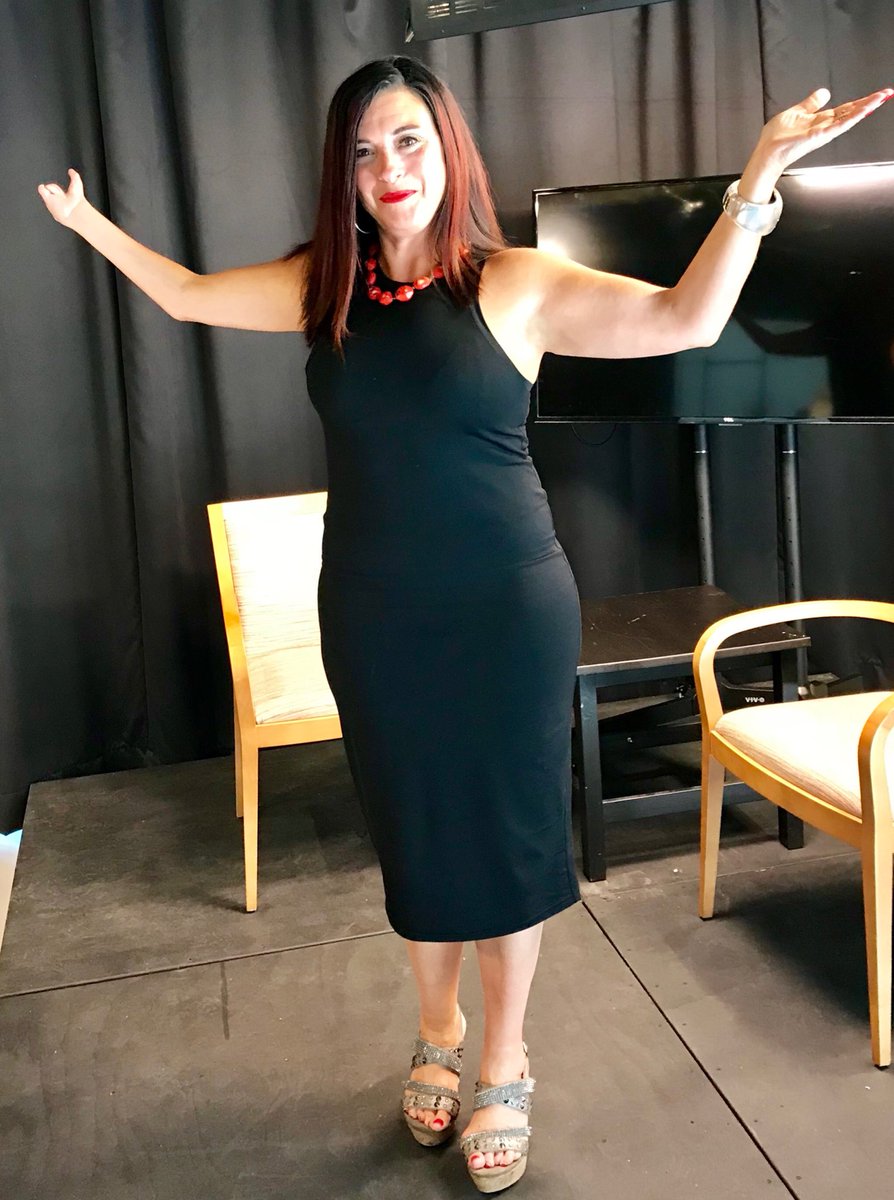 realjuststeph's tweet photo. Day 10 of the photo challenge countdown to Dubai is to take a picture in the outfit that makes you the happiest. When you wear something that makes you happy, you feel great. When you feel great, you can do great things!
#Juststeph #feelinggroovy #feelgreat https://t.co/crcpVf2aZk
