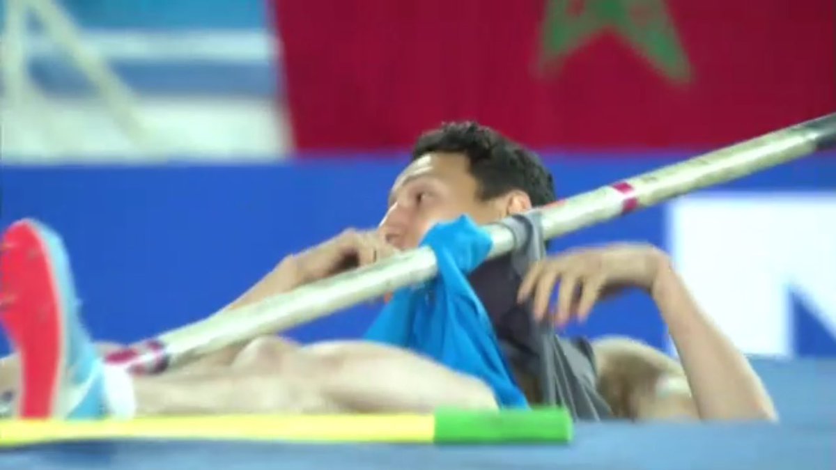 Pole Vault Power on Twitter "OMG noooo major wardrobe malfunction for 😱😱😱 He ended