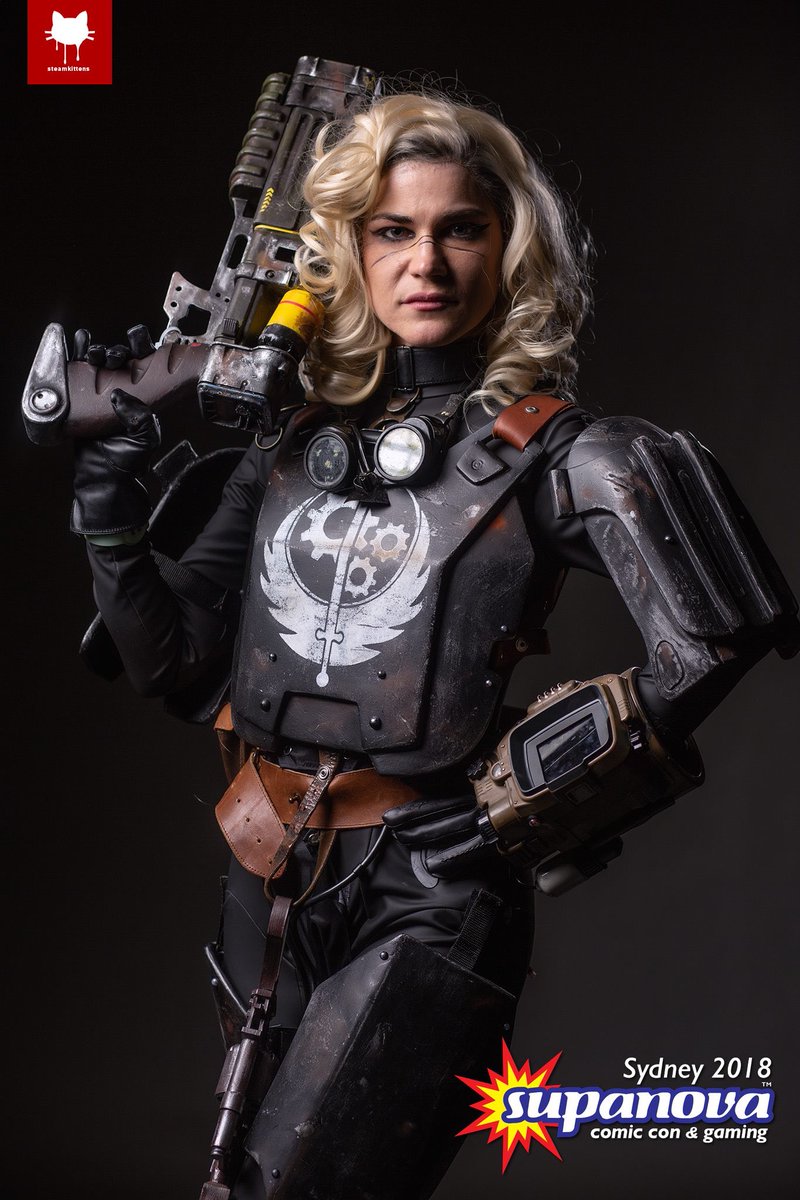 Throws Batteries Into The Arena What A Great Thing To Wake Up To My Bos Combat Armour Photographed By Steamkittens Fallout4 Falloutcosplay