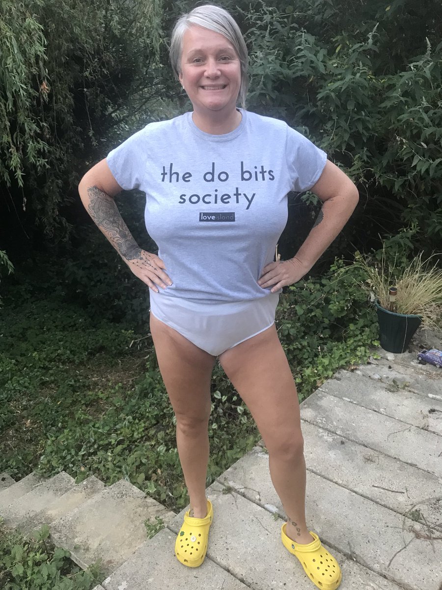 cerysnelmes's tweet photo. @LoveIsland can I be the next Islander? #stillsingle #LoveIsland #newislander #realwoman #beachbodyready https://t.co/CDPmBo1Mbz