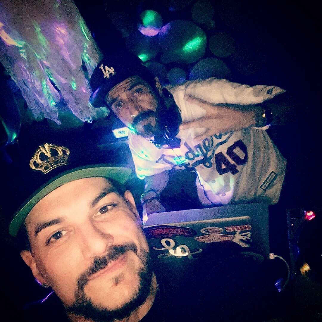 thefallslounge's tweet photo. Tonight @DJPROPHET is tag teaming the technics with the OG @dj_antiq! It’s all going down tonight @thefallslounge Needle drops at 930pm. Early arrival highly suggested. #thefalls #fridaynight #dtla #losangeles #party #nightlife #deejayprophet #djantiq #berrberrberrrr https://t.co/TUKBWwcSRF