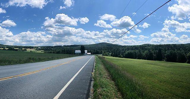 BenJHudson's tweet photo. I took the road less traveled by, and that has made all the difference. #vermont #mountainbiking #bikepacking #brewerytour #outdoors #touringbike #craftbeer #explorevermont #mountains #escapethecity #openroad https://t.co/m63Won7tBo https://t.co/87OiHaVJuk