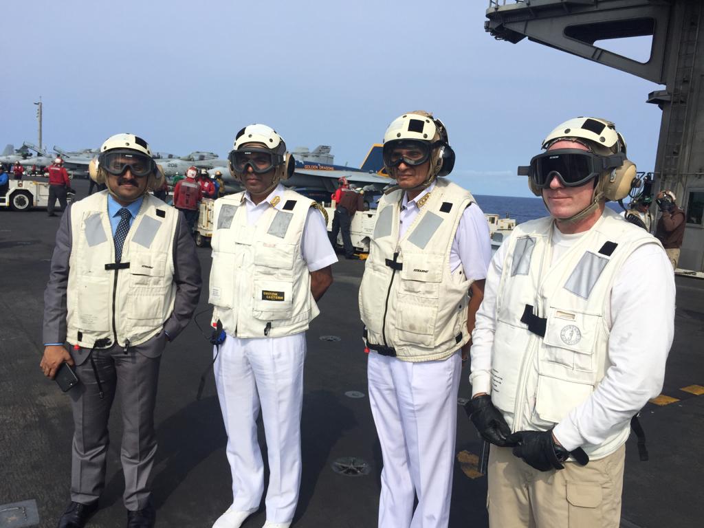 #RIMPAC2018 VAdm Karambir Singh FOCinC(E) embarks @USSCarlVinson for a day at sea to witness the ongoing exercise @USPacificFleet @USNavy @DefenceMinIndia @SpokespersonMoD @IndianEmbassyUS