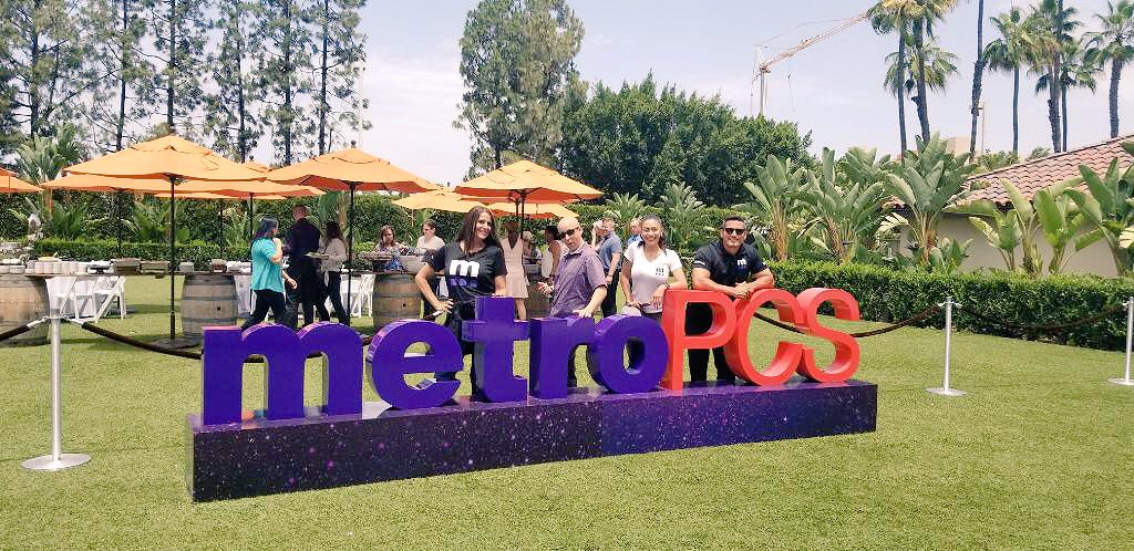 Tina_Mercado_'s tweet photo. Team #MetroPCS #TeamActionJackson #Southwestisbest #TeamAngel #LosAngeles https://t.co/I4SRX9HESk
