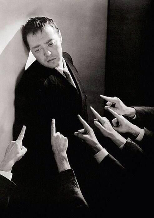 CineCola1's tweet photo. Peter Lorre in "M," by Fritz Lang, 1931 https://t.co/dlDt1hZz1g