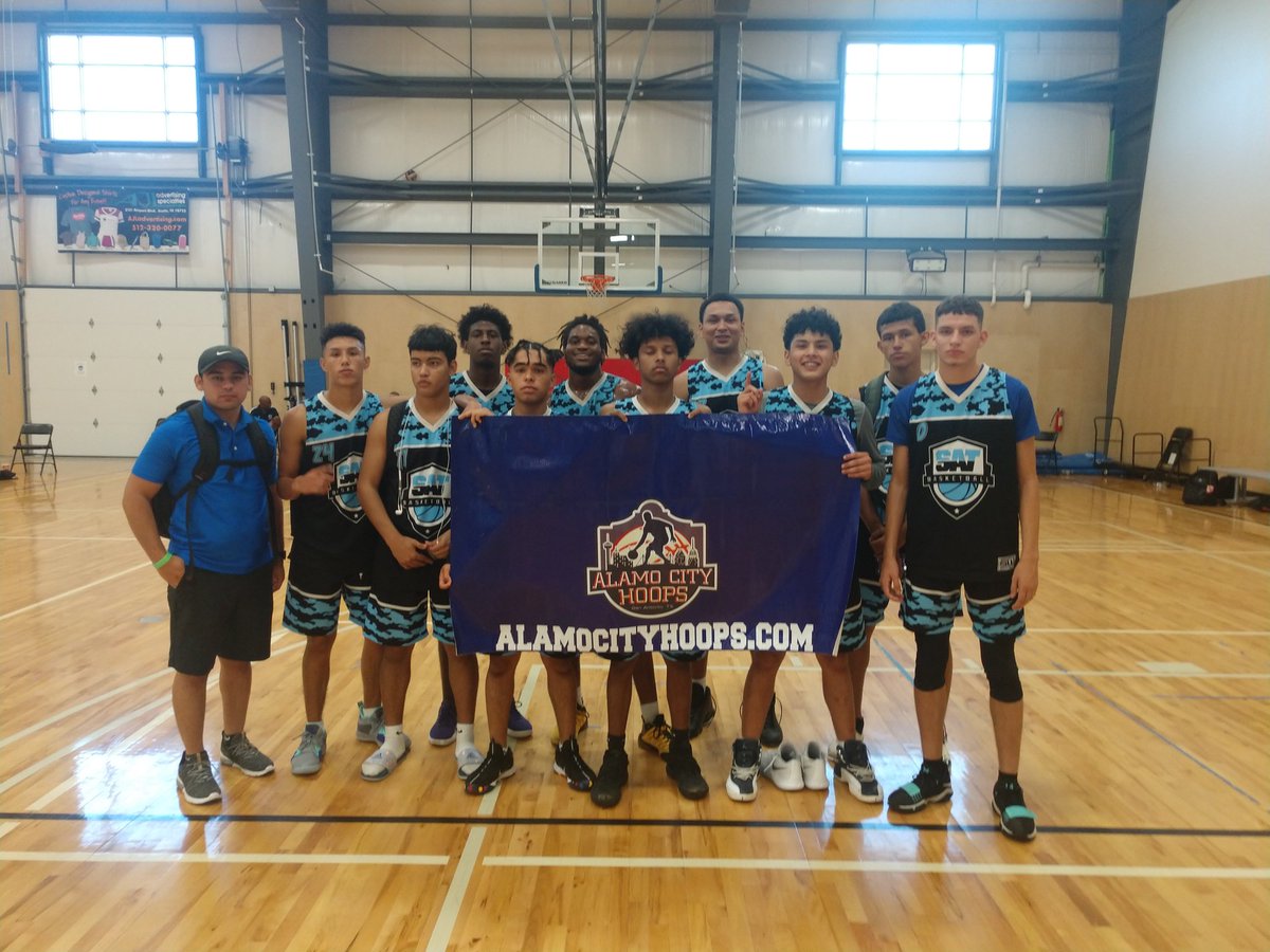 Congrats to our 17U Gold Champs the <a href="/Tarheels_2124/">San Antonio Tarheels</a>, who beat the <a href="/texas_bulls/">TexasBulls</a> 62-55
Blas Mora leads the way with a game high 26pts in the Ship
#AlamoCityHoops #SummerHoopsfest