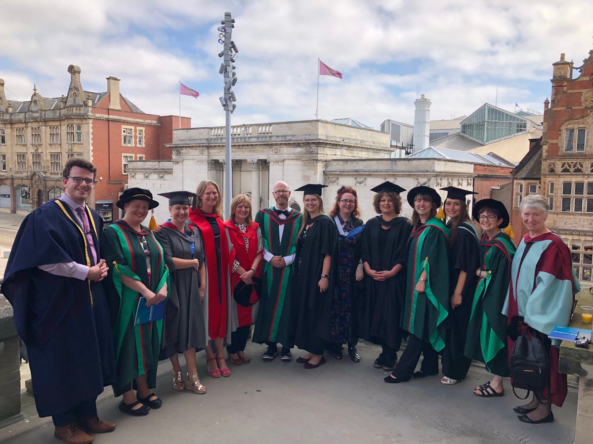 恭喜所有的赫尔大学语言系所的学生，你们作得很好!

Well done from everyone at <a href="/LanguagesHull/">Modern Languages at Hull</a>!