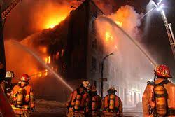 AkuFirefighting's tweet image. Fighting of fire is an art that everyone should master. 

You don't need to be a professional firefighter to know how to use a fire extinguisher.

Ask "how" to learn how to use a fire extinguisher today.

#RussiaInLagos 
#EkitiDecides2018 
#TambuwalisRightStopKillings