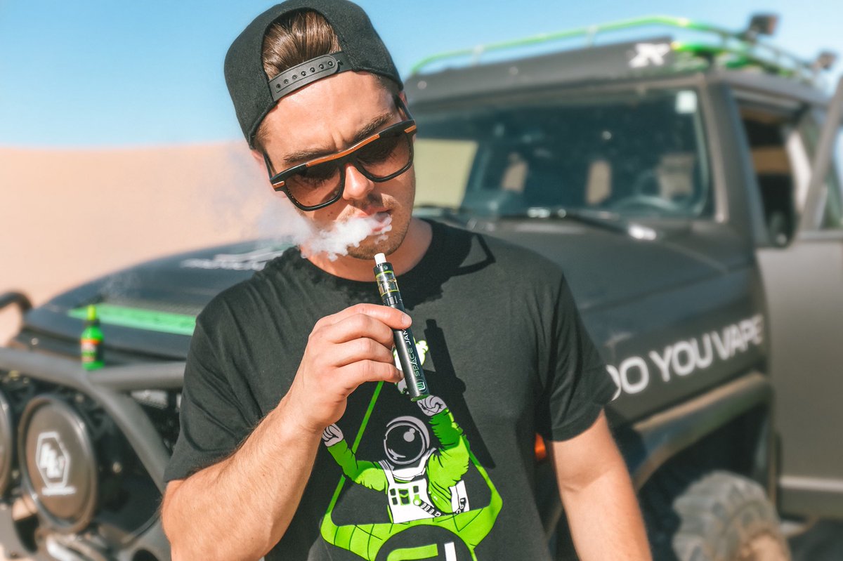 Can you guess what we’re vaping on today? 🔥 #spacejamjuice