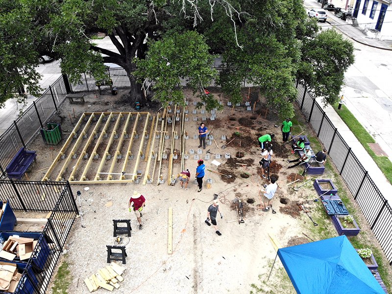 WaggonnerBall's tweet image. It's the final weekend to help @GroundworkNOLA &amp;amp; #EngineersWithoutBorders build an outdoor classroom at @KIPPLeadership Colton School! We're excited to improve the landscape &amp;amp; learning experience at this #WBAE project. See you tomorrow at 8 am, under the oak. #buildingwithnature
