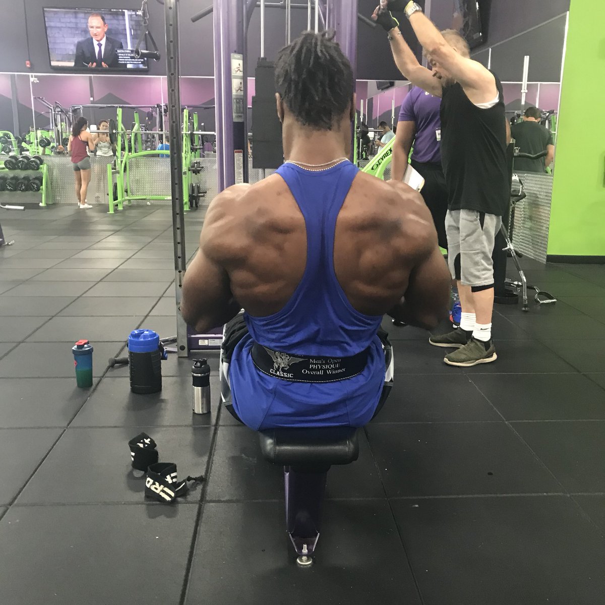 RaheemWard1's tweet photo. Stay focused and grind.   #rolemodel #mensphysique #Steelfit #fit #fitfam #tuffathlete #nopainnogain #physique #npc #gains #gym #nattybrosfitness  #justdoit #physiqtraining #isymfs #savage #motivation #dedication #undefeated #ironaddict #grind #nike #traininsane #teamphysiq https://t.co/eilzlMbxl9