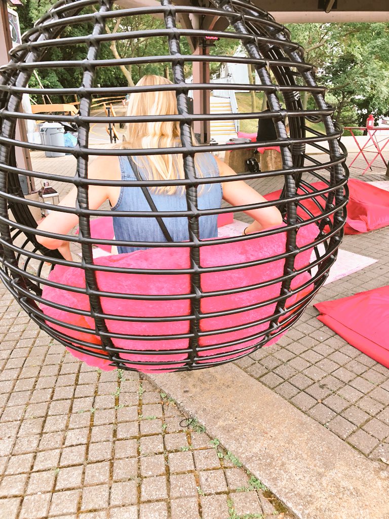 HelloAlice's tweet photo. Best advice today from @laurenkunze at @startupfest “Before your give up equity, ensure you have looked at every other avenue of funding.” #Rolebreaker #Startupfest w/@HelloAlice https://t.co/aLixkFFeuN