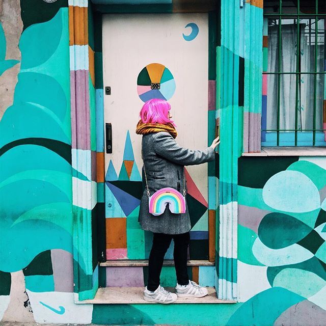 Viernes🌈🎉 #peopledecote .
.
.
.
.
#ig_color #ig_argentina #ihavethisthingwithwalls #hallazgosemanal #igersbsas #buenosaires #buenosairesciudad #buenosairestravel #travelbuenosaires #primerolacomunidad #walltraveled #muralesba #colorba #colorful ift.tt/2LfmV73