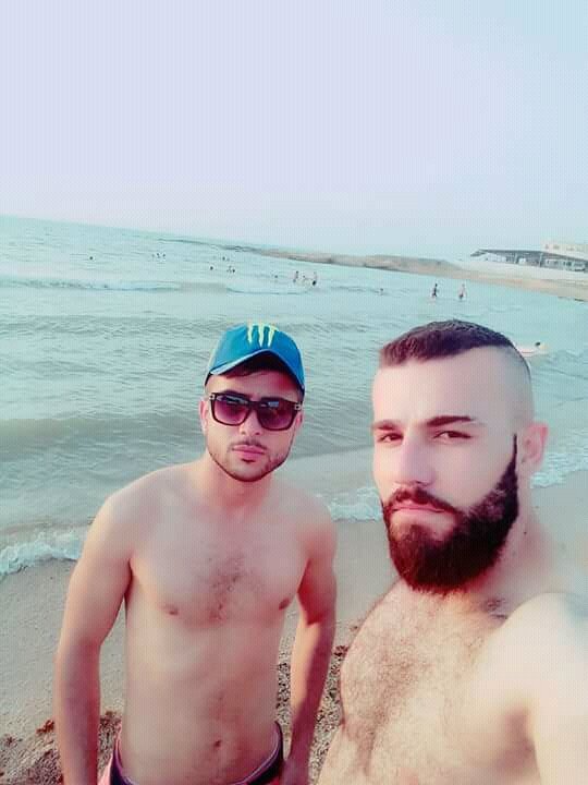 ahmadLeProf's tweet photo. #SyrianMen https://t.co/c5LH7aSE84