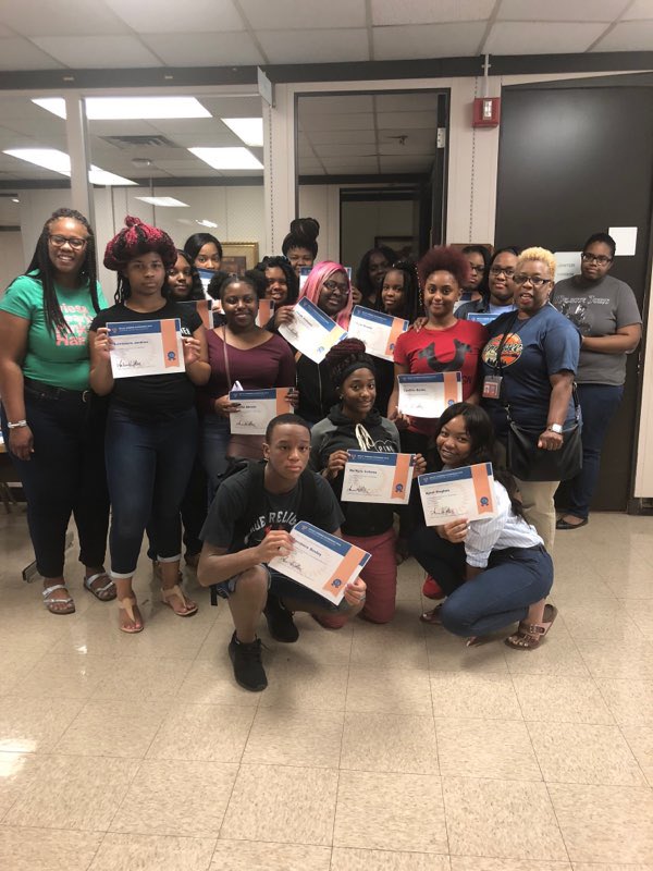 MSCS_CCTE's tweet image. Meet the ⁦@SCSK12Unified⁩ #Cosmetology students who participated in the ⁦@OYSMemphis⁩ #MPLOY program #greatwork