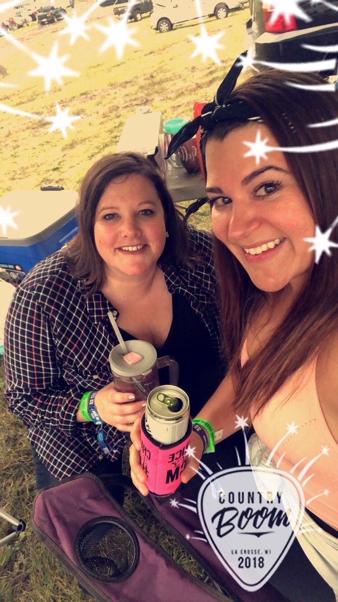 chelly55962's tweet photo. ⁦@CountryBoomLAX⁩ just two girls ready for boom https://t.co/pDnjRJG4Ta