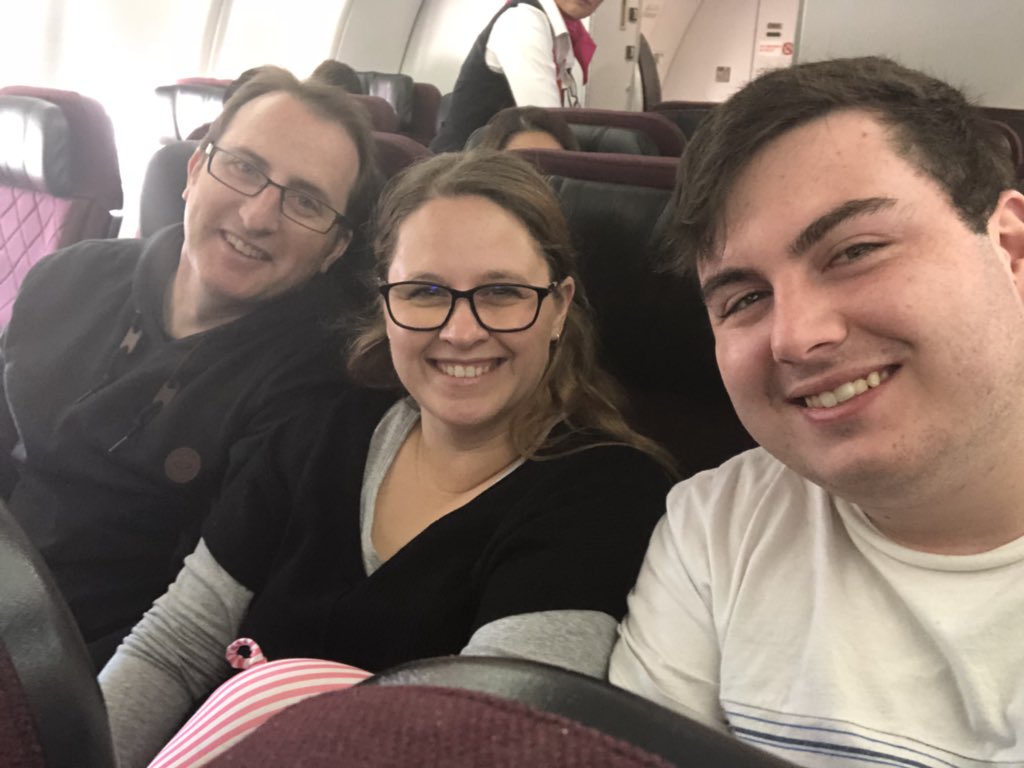 Homeward bound with @MicroBio_Pen and @CurriculumRyder after a fantastic week away attending @UniSTARSConf and visiting @FedUniAustralia #studentsaspartners #studentsuccess #teamune