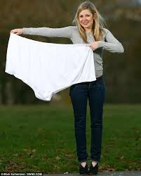 MugShotBlues's tweet photo. TRUMP fights back about Russian hackers putting Hillary Clinton in the mix settings up Trump. Hillary underwear left in motel that was paid by US Justice and their orgies in her mouth plus a misfortune  of Russian computer fires. With this Hillary will be at Walmart register #5 https://t.co/6CLdM9TnF8