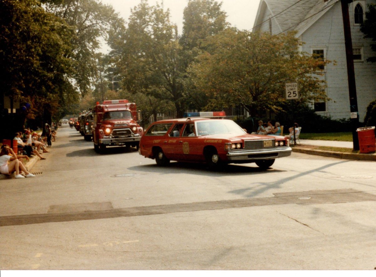 The week has been wrapped up and its time for the weekend but not before we celebrate "Fire Truck Friday".  The "FTF" feature of the week is is a station wagon, which was one of the Chiefs cars that served Millstone in the 1980's.