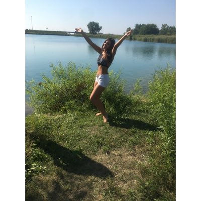 danielletay21's tweet photo. #NewProfilePic https://t.co/9N6YTfsbnh