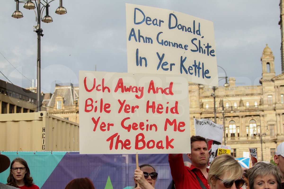 YonaMacMedia's tweet image. Some pictures from @POTUS Trump Protest in #Glasgow #PeopleMakeGlasgow #protesttrump