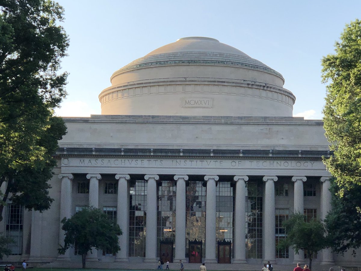 Abdulchohan's tweet image. Quick stop @MIT enroute to Austin for #WWADE18 .... Well worth the stop.