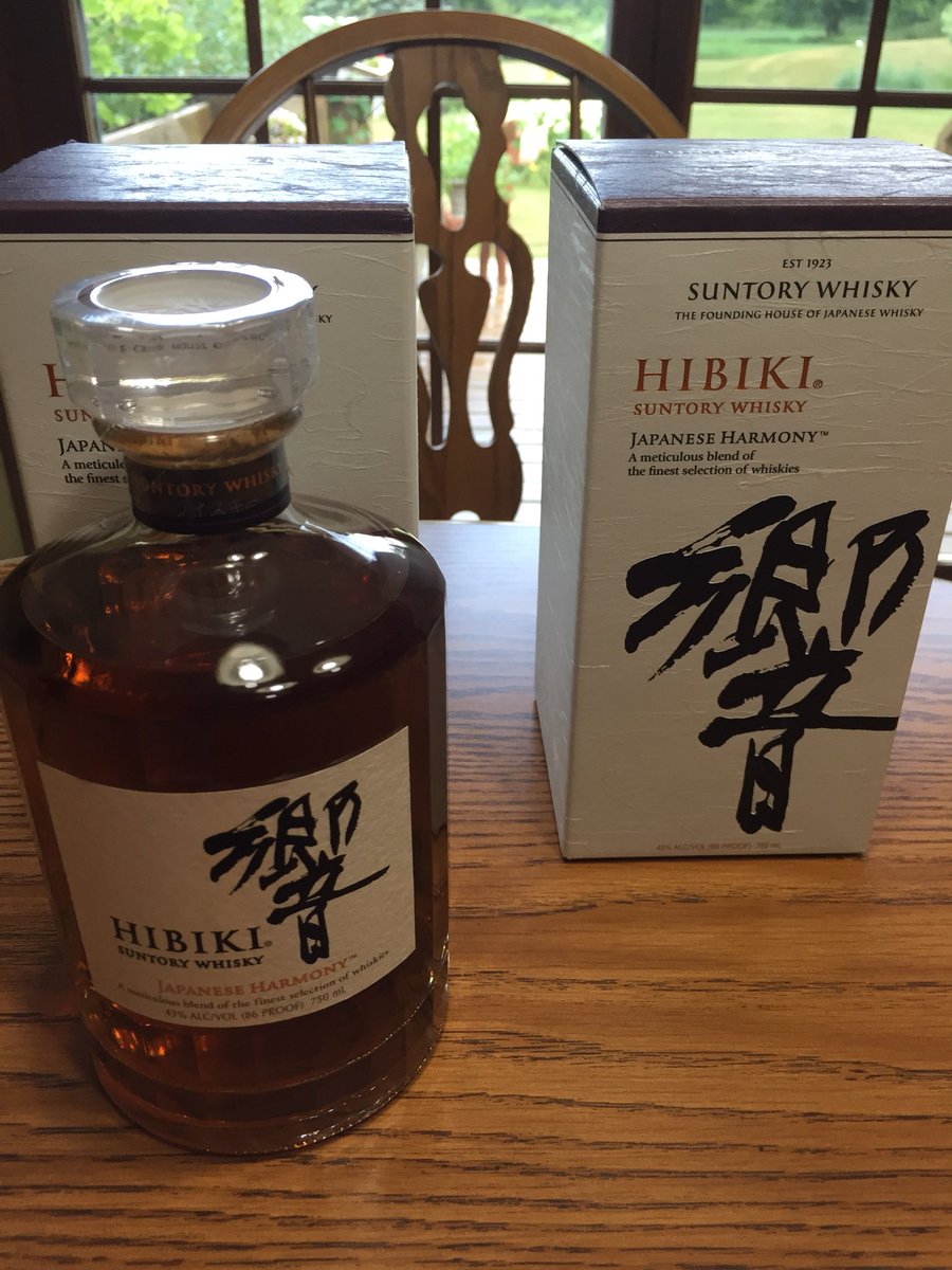 FINALLY!! Been trying to find a bottle of Hibiki for a while now, so when I found it I had to buy 2 lol!!

<a href="/SuntoryWhisky/">Suntory Whisky</a> 

#hibiki #suntorywhisky #japanesewhisky #hibikiharmony #whisky